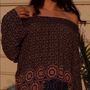 • Boho Print Off-Shoulder Top •